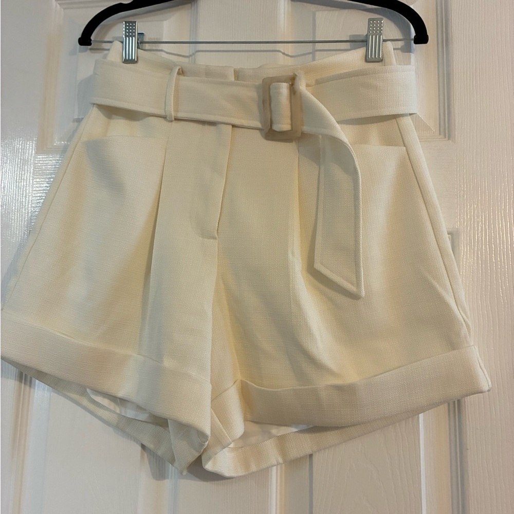 Petite Studio High Waist Cream Shorts